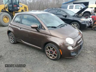 2012 FIAT 500 Sport z VIN 3C3CFFBR6CT383917, wystawiony jako Copart lot #50950975 z przebiegiem 122 087 mil mil oraz Tytuł czysty. Historia ofert i sprzedaży dostępna na DreamBid. Obrazek 4.