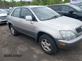 2002 Lexus RX 300 z VIN JTJHF10U920274131, wystawiony jako IAAI lot #42309276 z przebiegiem 185 983 mil mil oraz . Historia ofert i sprzedaży dostępna na DreamBid. Obrazek 1.