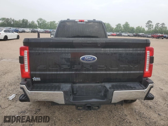 2024 Ford F-350 XL with VIN 1FT8W3DT4RED83562, listed as a Copart auction lot 54500415 with 32,691 mi miles and Salvage Title. Bid and sale history available at DreamBid. Image 6.