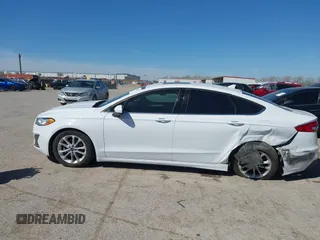 2020 Ford Fusion SE with VIN 3FA6P0HD7LR202728, listed as a IAAI auction lot 41808029 with 101,369 mi miles and . Bid and sale history available at carsss.com. Image 14.