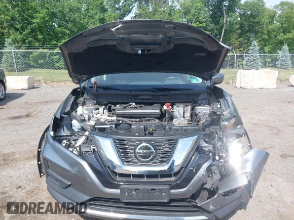 2019 Nissan Rogue SV with VIN JN8AT2MVXKW379512, listed as a IAAI auction lot 39550823 with 72,227 mi miles. Bid and sale history available at carsss.com. Image 10.