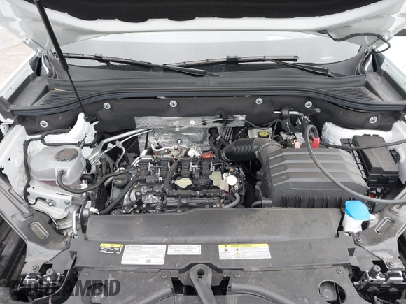2024 Volkswagen Atlas SEL Premium R-Line with VIN 1V2FR2CA7RC543176, listed as a IAAI auction lot 42358945 with 7,066 mi miles and . Bid and sale history available at DreamBid. Image 10.