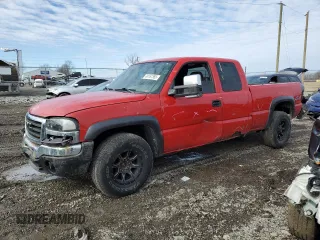 2004 GMC Sierra 1500 SLT with VIN 1GTEK19TX4E363269, listed as a Copart auction lot 44167365 with 224,933 mi miles and Salvage Title. Bid and sale history available at carsss.com. Image 1.