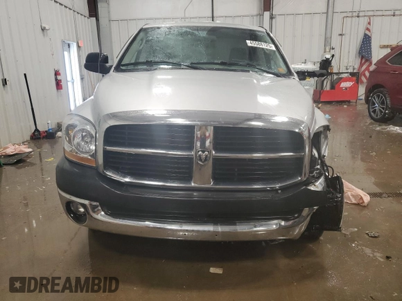 2006 Dodge 1500 SLT with VIN 1D7HU16266J217017, listed as a Copart auction lot 45588125 with 95,745 mi miles and Non Repairable. Bid and sale history available at DreamBid. Image 5.