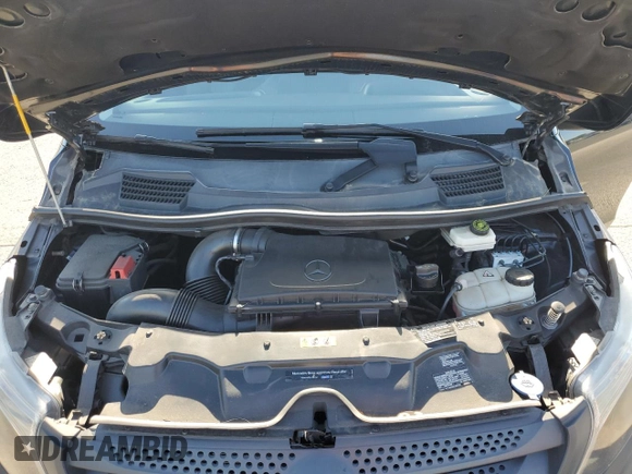 2019 Mercedes-Benz Metris Passenger with VIN WD4PG2EE2K3525451, listed as a Copart auction lot 62157035 with 104,037 mi miles and Clean title. Bid and sale history available at DreamBid. Image 12.