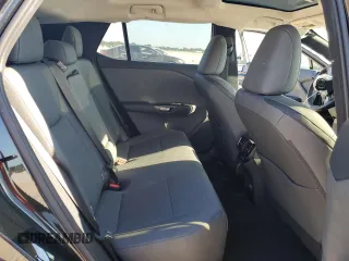 2023 Lexus RZ 450e Premium z VIN JTJAAAAB2PA007458, wystawiony jako Copart lot #72479994 z przebiegiem 6041 mil mil oraz Szkody całkowita. Historia ofert i sprzedaży dostępna na DreamBid. Obrazek 11.