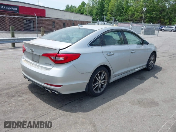 2015 Hyundai Sonata Sport with VIN 5NPE34AB1FH093398, listed as a IAAI auction lot 42178214 with 172,018 mi miles and . Bid and sale history available at carsss.com. Image 4.
