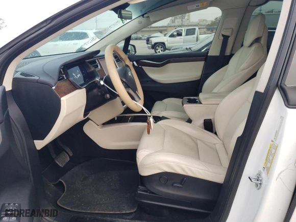 2017 Tesla Model X 90D with VIN 5YJXCBE22HF069829, listed as a Copart auction lot 50027845 with 88,279 mi miles and Salvage Title. Bid and sale history available at carsss.com. Image 7.