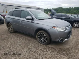 2015 Mitsubishi Outlander GT with VIN JA4JZ4AX7FZ001920, listed as a Copart auction lot 61934745 with 141,190 mi miles and Clean title. Bid and sale history available at DreamBid. Image 4.
