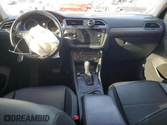 2018 Volkswagen Tiguan SEL с VIN 3VV3B7AX7JM008446, выставлен на аукционе Copart как лот 53435775 с пробегом 93 776 миль миль и Списание • Salvage title. История ставок и продаж доступна на DreamBid. Изображение 8.