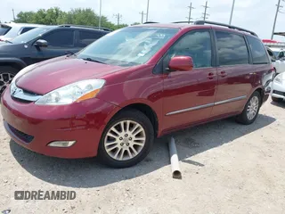 2008 Toyota Sienna XLE z VIN 5TDZK22C98S204082, wystawiony jako IAAI lot #42439890 z przebiegiem 134 283 mil mil oraz . Historia ofert i sprzedaży dostępna na DreamBid. Obrazek 2.