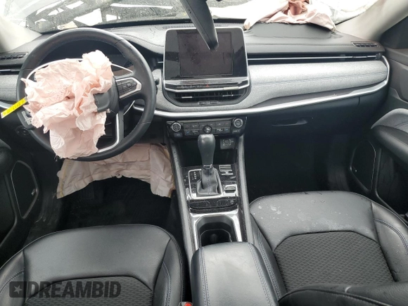 2022 Jeep Compass Latitude with VIN 3C4NJDBB2NT124371, listed as a Copart auction lot 55983855 with Not provided miles and Salvage title. Bid and sale history available at DreamBid. Image 8.