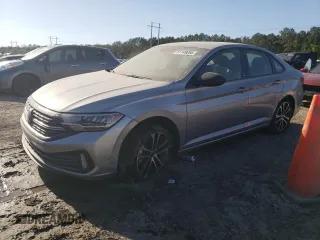 2023 Volkswagen Jetta Sport z VIN 3VWBM7BU5PM052959, wystawiony jako Copart lot #51149055 z przebiegiem 26 879 mil mil oraz Szkoda całkowita • Salvage title. Historia ofert i sprzedaży dostępna na DreamBid. Obrazek 1.