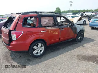 2010 Subaru Forester X Premium z VIN JF2SH6CC9AH799971, wystawiony jako IAAI lot #42413672 z przebiegiem Nie podano mil oraz . Historia ofert i sprzedaży dostępna na DreamBid. Obrazek 4.