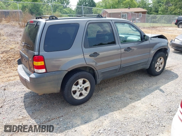 2006 Ford Escape XLT с VIN 1FMYU93106KB08157, выставлен на аукционе IAAI как лот 42471588 с пробегом Не указан миль и . История ставок и продаж доступна на DreamBid. Изображение 4.