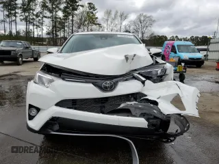 2018 Toyota RAV4 XLE with VIN JTMWFREV3JJ737450, listed as a Copart auction lot 50206255 with 7,805 mi miles and Salvage Title. Bid and sale history available at DreamBid. Image 5.