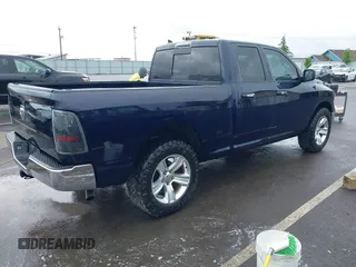 2015 Ram 1500 Outdoorsman z VIN 1C6RR7GT6FS508211, wystawiony jako IAAI lot #42044889 z przebiegiem 125 774 mil mil oraz . Historia ofert i sprzedaży dostępna na DreamBid. Obrazek 4.