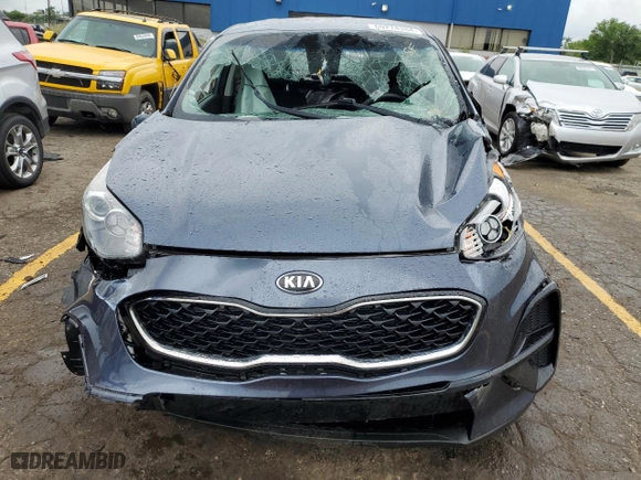 2020 Kia Sportage LX with VIN KNDPM3AC4L7779301, listed as a Copart auction lot 60274384 with 27,820 mi miles and Non Repairable. Bid and sale history available at carsss.com. Image 5.