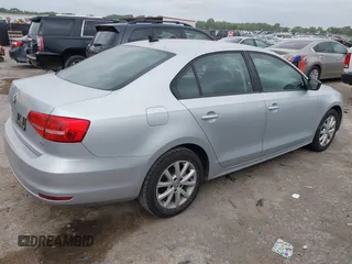 2015 Volkswagen Jetta Sedan 1.8T SE with VIN 3VWD17AJ0FM309503, listed as a IAAI auction lot 42127051 with 223,725 mi miles. Bid and sale history available at carsss.com. Image 4.