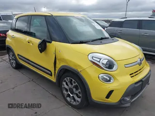 2014 FIAT 500L Trekking with VIN ZFBCFADH6EZ013536, listed as a IAAI auction lot 40313919 with 77,690 mi miles and . Bid and sale history available at DreamBid. Image 1.