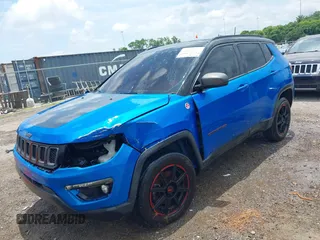 2018 Jeep Compass Trailhawk с VIN 3C4NJDDB3JT212689, выставлен на аукционе IAAI как лот 42628715 с пробегом 209 321 миль миль и . История ставок и продаж доступна на DreamBid. Изображение 18.