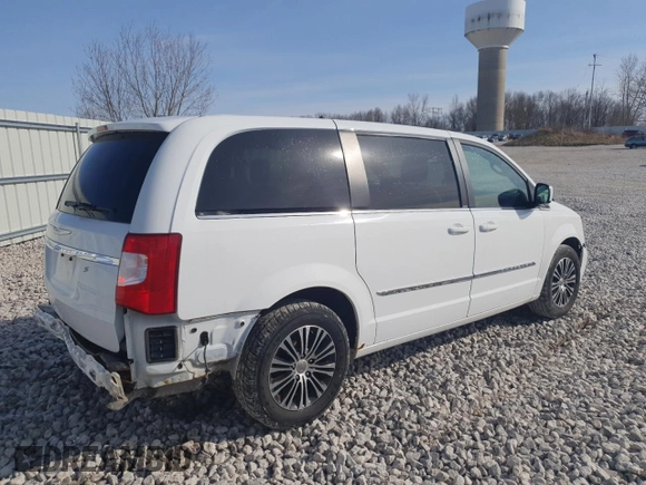 2014 Chrysler Town & Country S with VIN 2C4RC1HG9ER195342, listed as a Copart auction lot 42249075 with 127,210 mi miles and Clean Title. Bid and sale history available at carsss.com. Image 3.