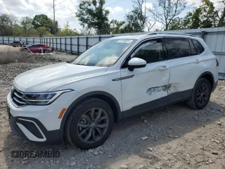 2022 Volkswagen Tiguan SE with VIN 3VV3B7AX5NM119373, listed as a Copart auction lot 54160824 with 33,212 mi miles and Salvage Title. Bid and sale history available at DreamBid. Image 1.