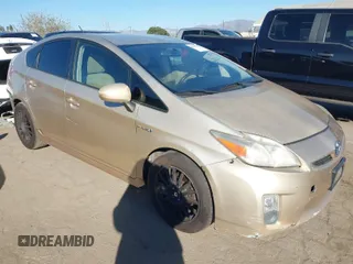 2010 Toyota Prius II with VIN JTDKN3DU6A0129497, listed as a IAAI auction lot 40820762 with 196,141 mi miles. Bid and sale history available at carsss.com. Image 1.