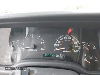 2001 Jeep Cherokee Sport with VIN 1J4FT48S21L516398, listed as a IAAI auction lot 42072391 with 187,730 mi miles. Bid and sale history available at carsss.com. Image 7.