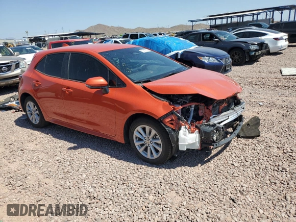 2023 Toyota Corolla Hatchback SE with VIN JTND4MBE5P3214007, listed as a Copart auction lot 70219754 with 13,973 mi miles and Salvage Title. Bid and sale history available at carsss.com. Image 4.