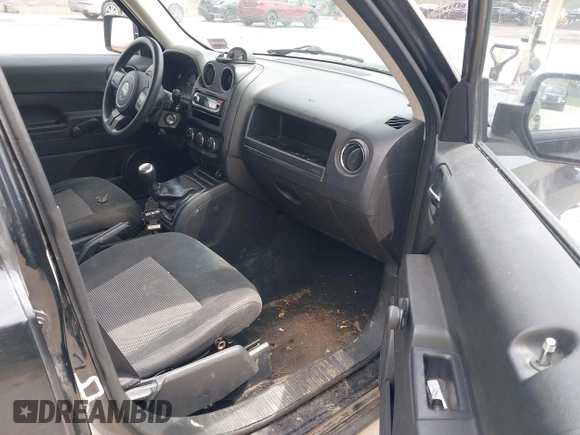 2011 Jeep Patriot Sport with VIN 1J4NT1GA4BD219602, listed as a IAAI auction lot 42214677 with 211,725 mi miles and . Bid and sale history available at carsss.com. Image 5.