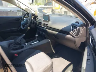 2015 Mazda 3 i Sport z VIN JM1BM1U74F1239306, wystawiony jako IAAI lot #42353133 z przebiegiem 150 051 mil mil oraz . Historia ofert i sprzedaży dostępna na DreamBid. Obrazek 5.