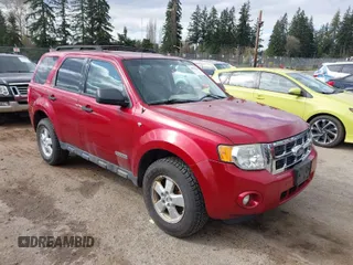 2008 Ford Escape XLT with VIN 1FMCU93168KE53335, listed as a IAAI auction lot 41935885 with 241,723 mi miles. Bid and sale history available at carsss.com. Image 1.