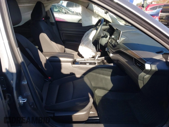 2024 Nissan Altima SV with VIN 1N4BL4DV3RN322621, listed as a IAAI auction lot 40843918 with 19,242 mi miles and . Bid and sale history available at DreamBid. Image 5.