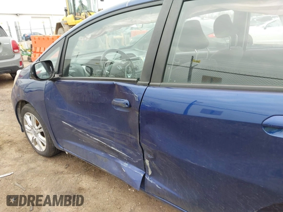 2011 Honda Fit Sport with VIN JHMGE8H53BC001190, listed as a IAAI auction lot 41871571 with 144,789 mi miles and . Bid and sale history available at DreamBid. Image 13.