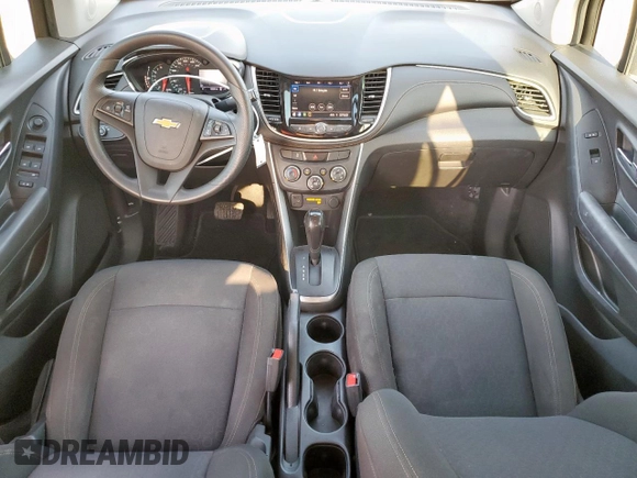 2020 Chevrolet Trax LS with VIN KL7CJKSB5LB059989, listed as a Copart auction lot 58642445 with 89,236 mi miles and Salvage title. Bid and sale history available at DreamBid. Image 8.