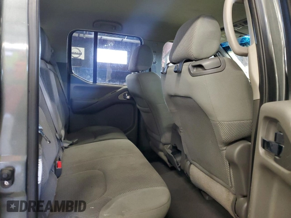 2006 Nissan Frontier Nismo z VIN 1N6AD07W86C453497, wystawiony jako Copart lot #45365105 z przebiegiem 157 687 mil mil oraz Czysty tytuł • Clean title. Historia ofert i sprzedaży dostępna na DreamBid. Obrazek 10.