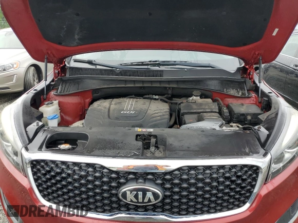 2016 Kia Sorento LX z VIN 5XYPGDA59GG096713, wystawiony jako Copart lot #55785105 z przebiegiem 83 160 mil mil oraz Czysty tytuł • Clean title. Historia ofert i sprzedaży dostępna na DreamBid. Obrazek 12.