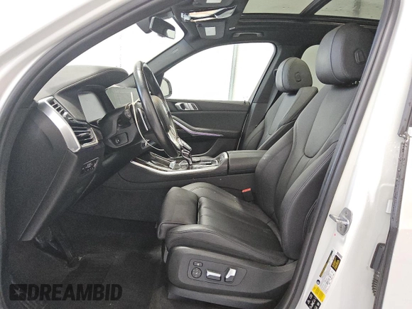 2019 BMW X5 xDrive40i with VIN 5UXCR6C5XKLL04806, listed as a Copart auction lot 63689815 with 70,108 mi miles and Clean title. Bid and sale history available at DreamBid. Image 7.