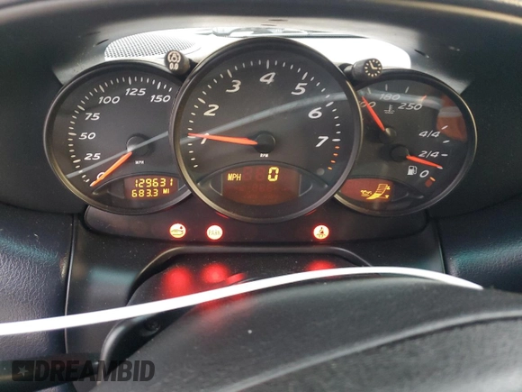 2000 Porsche Boxster z VIN WP0CA2980YU622861, wystawiony jako Copart lot #78993794 z przebiegiem 129 631 mil mil oraz Czysty tytuł • Clean title. Historia ofert i sprzedaży dostępna na DreamBid. Obrazek 9.
