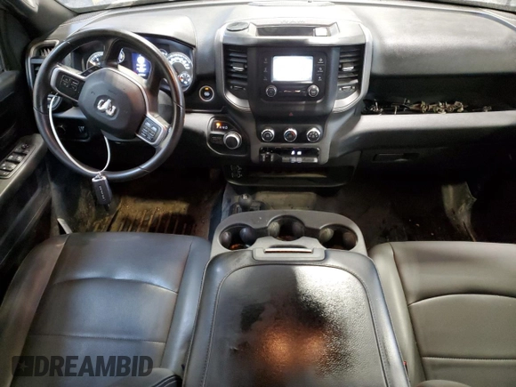 2022 Ram 2500 Tradesman z VIN 3C6UR5HJ3NG365610, wystawiony jako Copart lot #48679065 z przebiegiem 92 703 mil mil oraz Szkoda całkowita • Salvage title. Historia ofert i sprzedaży dostępna na DreamBid. Obrazek 8.