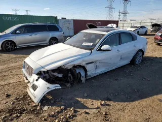 2017 Jaguar XF 35t Premium with VIN SAJBJ4BV1HCY30830, listed as a Copart auction lot 83018134 with 86,534 mi miles and Salvage Title. Bid and sale history available at carsss.com. Image 1.