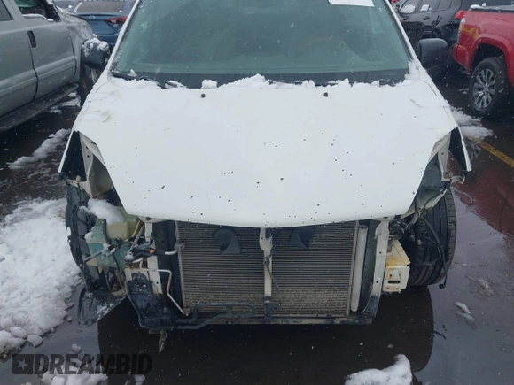 2010 Toyota Sienna XLE z VIN 5TDYK4CC3AS325072, wystawiony jako IAAI lot #41626629 z przebiegiem 145 368 mil mil oraz . Historia ofert i sprzedaży dostępna na DreamBid. Obrazek 12.