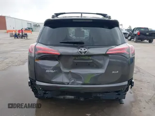 2018 Toyota RAV4 XLE с VIN JTMWFREV7JJ729707, выставлен на аукционе IAAI как лот 39446012 с пробегом 78 150 миль миль и . История ставок и продаж доступна на DreamBid. Изображение 17.