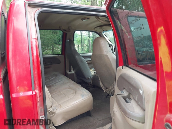 1999 Ford F-350 XL z VIN 1FTSW30F2XEB28461, wystawiony jako IAAI lot #42265380 z przebiegiem 388 102 mil mil oraz . Historia ofert i sprzedaży dostępna na DreamBid. Obrazek 8.