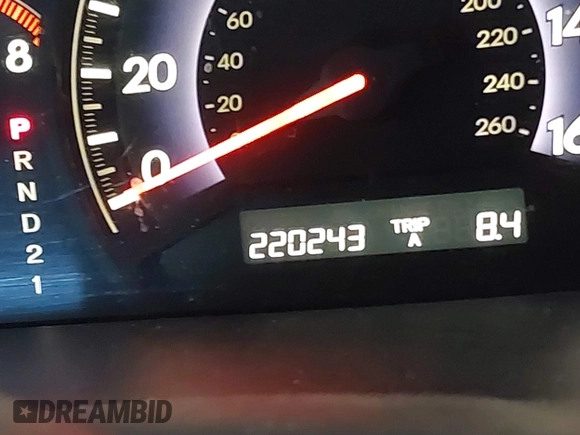 2007 Honda Odyssey EX-L with VIN 5FNRL38727B066885, listed as a IAAI auction lot 41317374 with 220,243 mi miles. Bid and sale history available at carsss.com. Image 15.