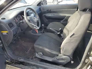 2011 Hyundai Accent GS z VIN KMHCM3ACXBU191462, wystawiony jako Copart lot #45579035 z przebiegiem 143 152 mil mil oraz Szkoda całkowita • Salvage title. Historia ofert i sprzedaży dostępna na DreamBid. Obrazek 7.