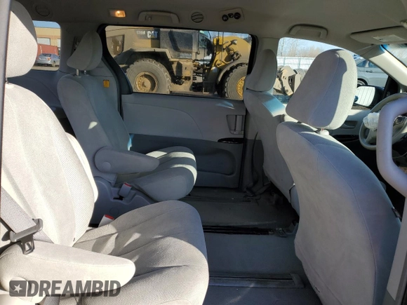 2011 Toyota Sienna with VIN 5TDZK3DC6BS025332, listed as a Copart auction lot 48283815 with 278,252 mi miles and Salvage Title. Bid and sale history available at carsss.com. Image 11.