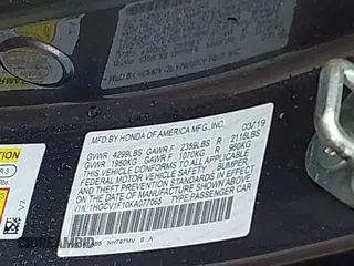 2019 Honda Accord LX с VIN 1HGCV1F10KA077065, выставлен на аукционе IAAI как лот 41580813 с пробегом 110 753 миль миль и . История ставок и продаж доступна на DreamBid. Изображение 9.