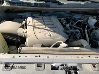 2020 Toyota Tundra SR5 с VIN 5TFEY5F10LX257537, выставлен на аукционе Copart как лот 67986175 с пробегом 78 755 миль миль и Списание • Salvage title. История ставок и продаж доступна на DreamBid. Изображение 13.